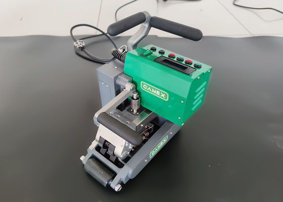 Máquina de cuña caliente con geomembrana de HDPE 220V 2400W 1.0-4.0mm PP Liner de estanque