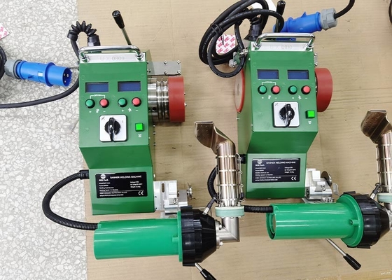 2800W SWT-UME Máquina de soldadura de banderas de PVC para carpa de membrana