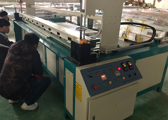 La máquina industrial 1500W DVS PP de la soldadura por fusión del extremo de la hoja del tanque soldó con autógena
