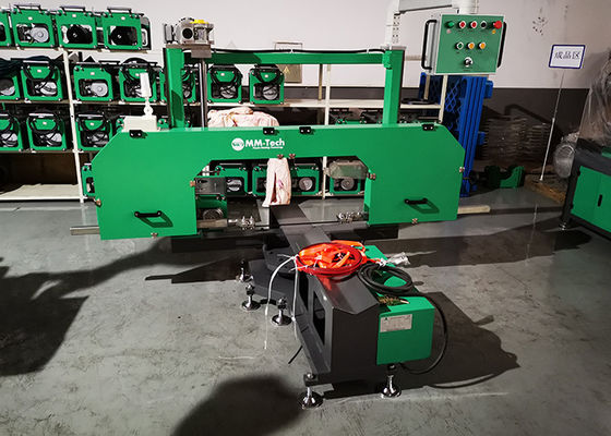 Soldadora automática del taller de las instalaciones de tuberías de la banda