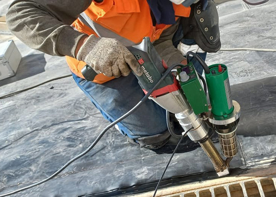 Soldadora de la protuberancia del HDPE Swt-Ns610b para Soldar Geomembranes