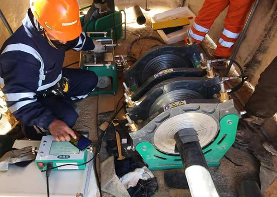 máquina de la fusión del extremo del HDPE del tubo de 200m m con el maderero de datos